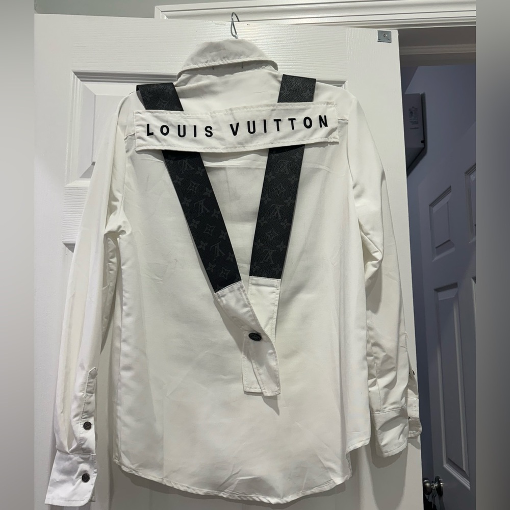 Cute Button Up - image 6